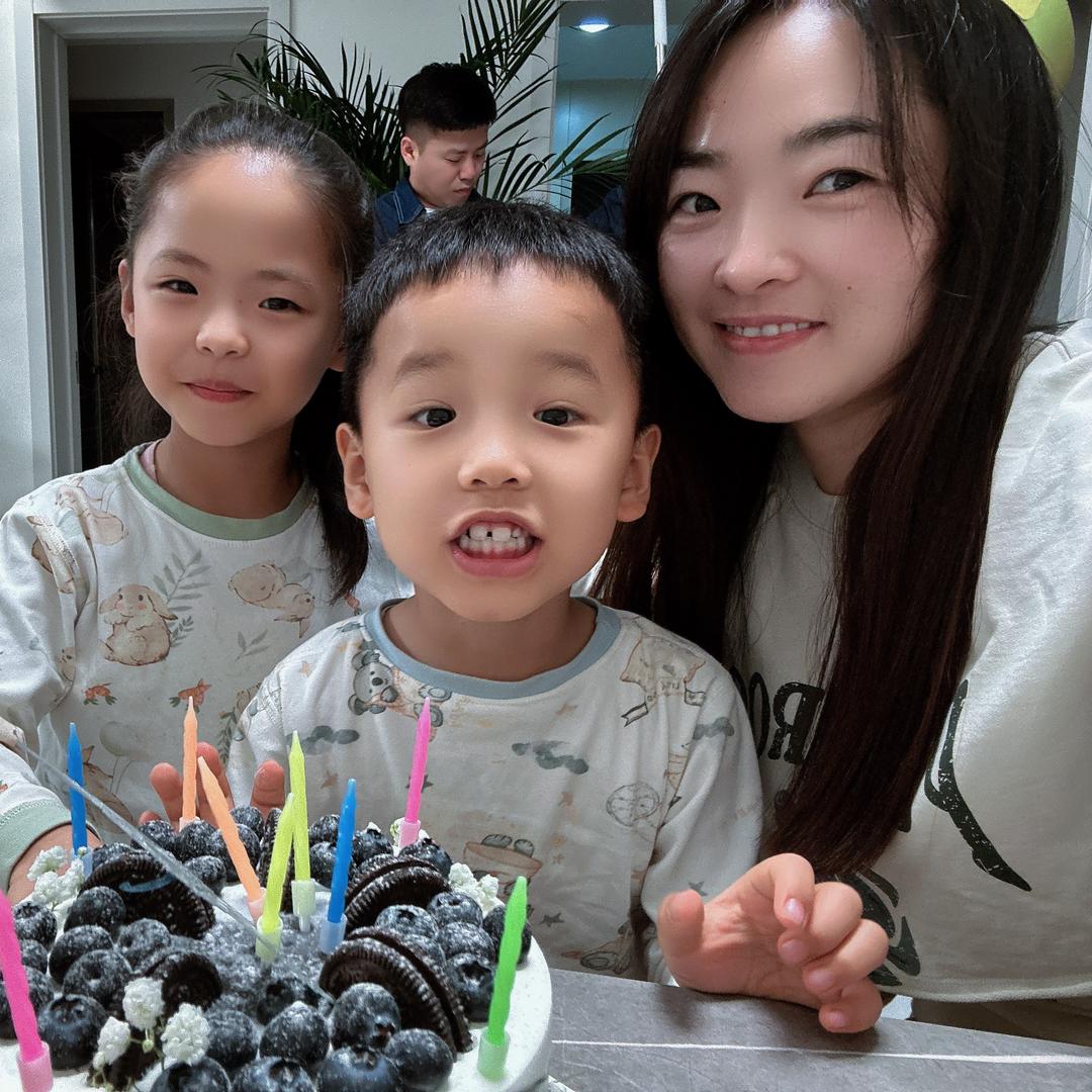 千与千荨的爸爸