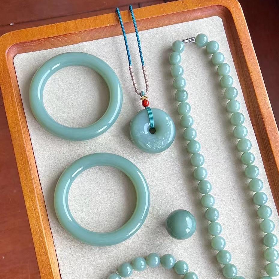 和田玉高级顾问阿海