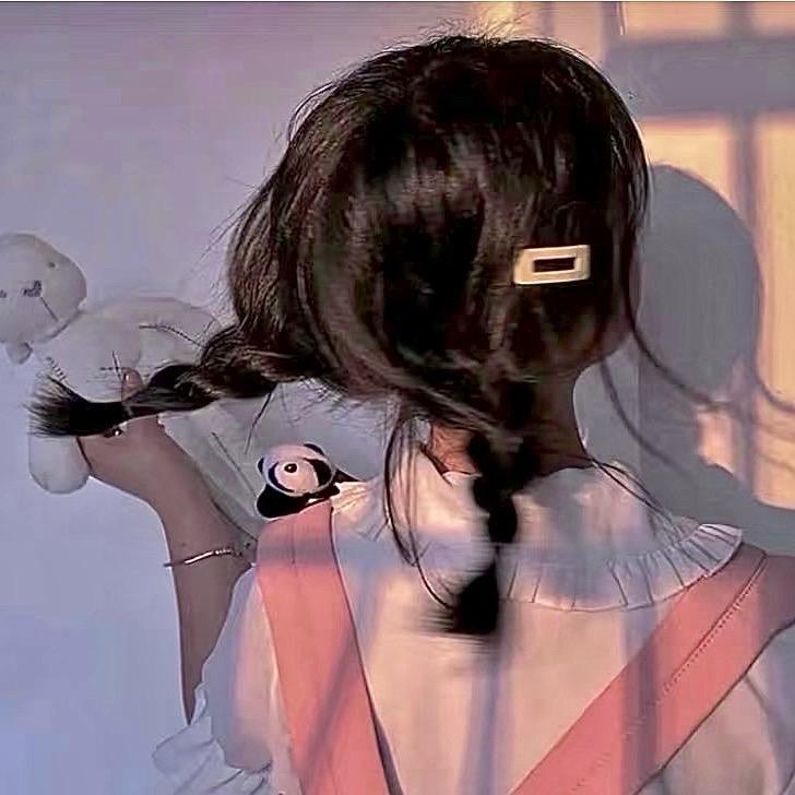 是茵茵吖～