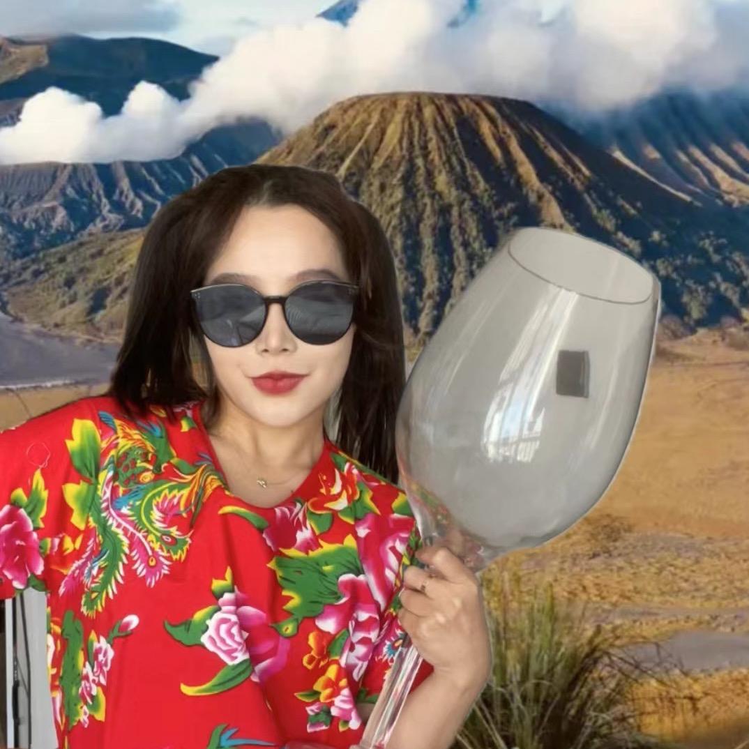 浪漫疯批Bonnie