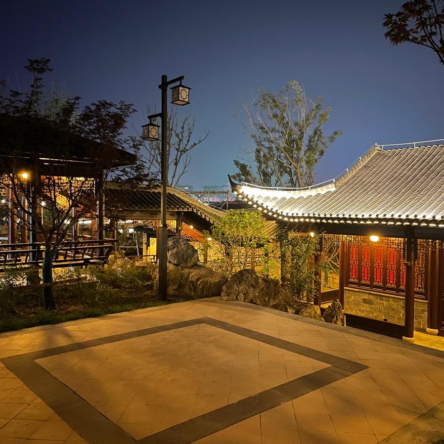 上海凡戈服饰有限公司