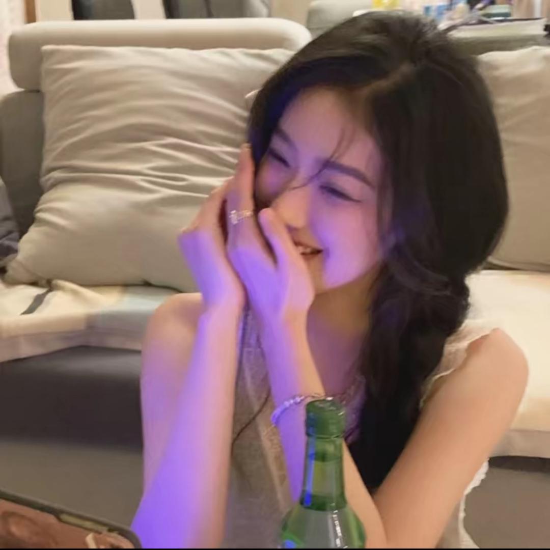 小尹。