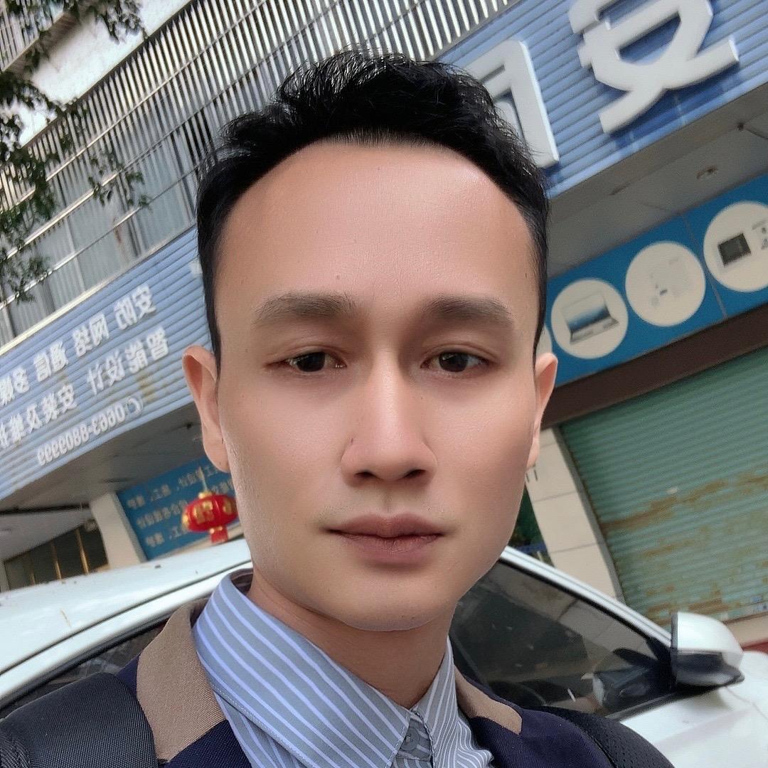山哥探店旅行