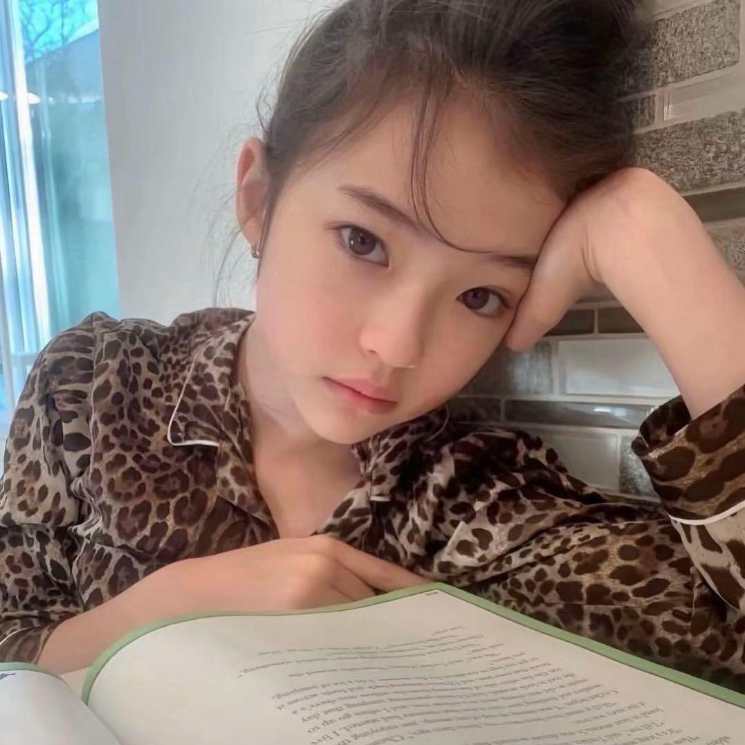 yiyi_fannnny ೨