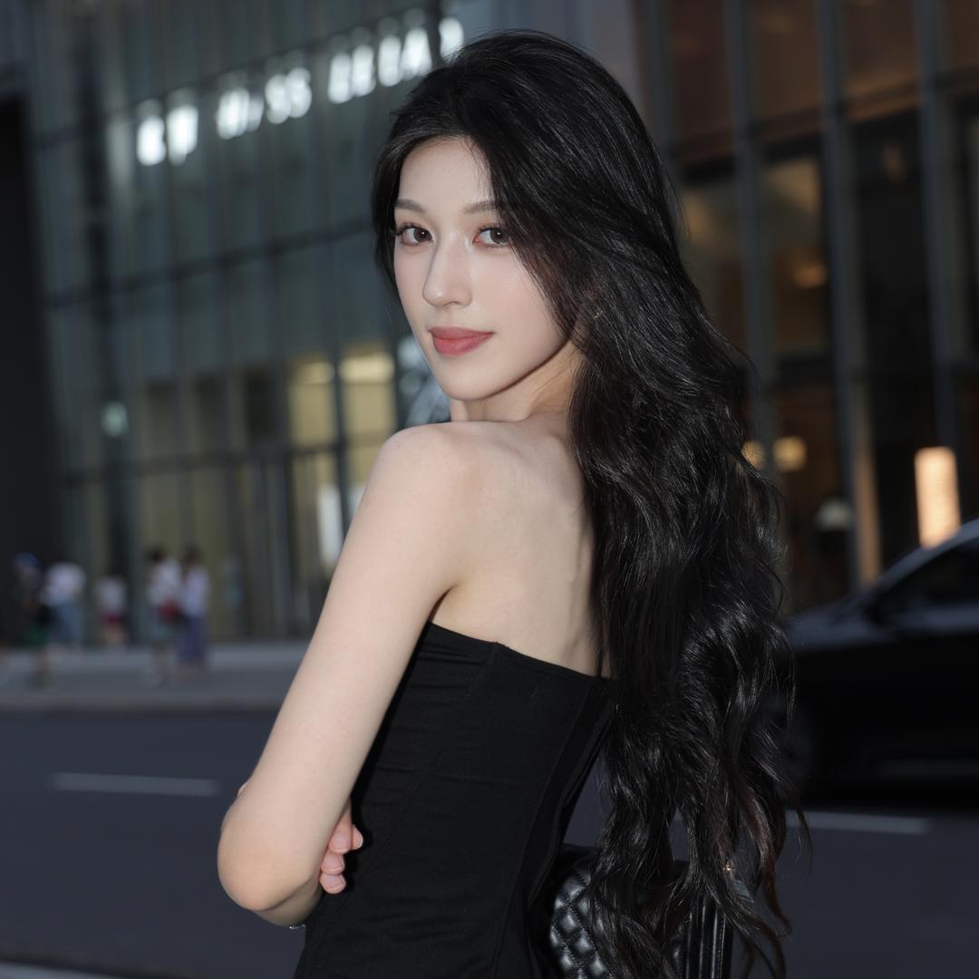 Jenny徐徐