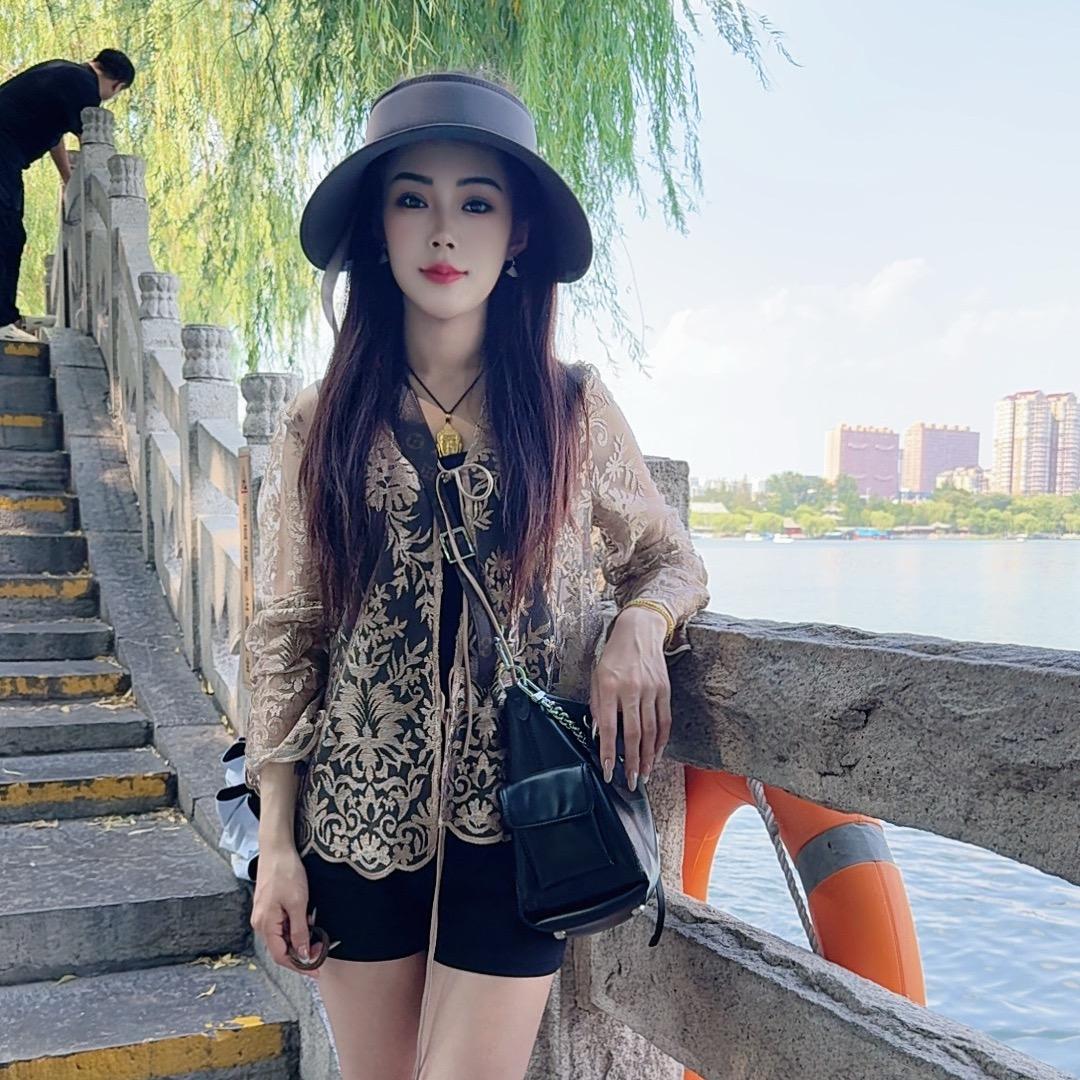 李宁婉