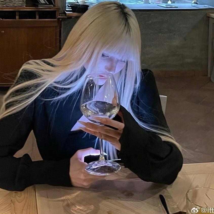 贝芝棠77