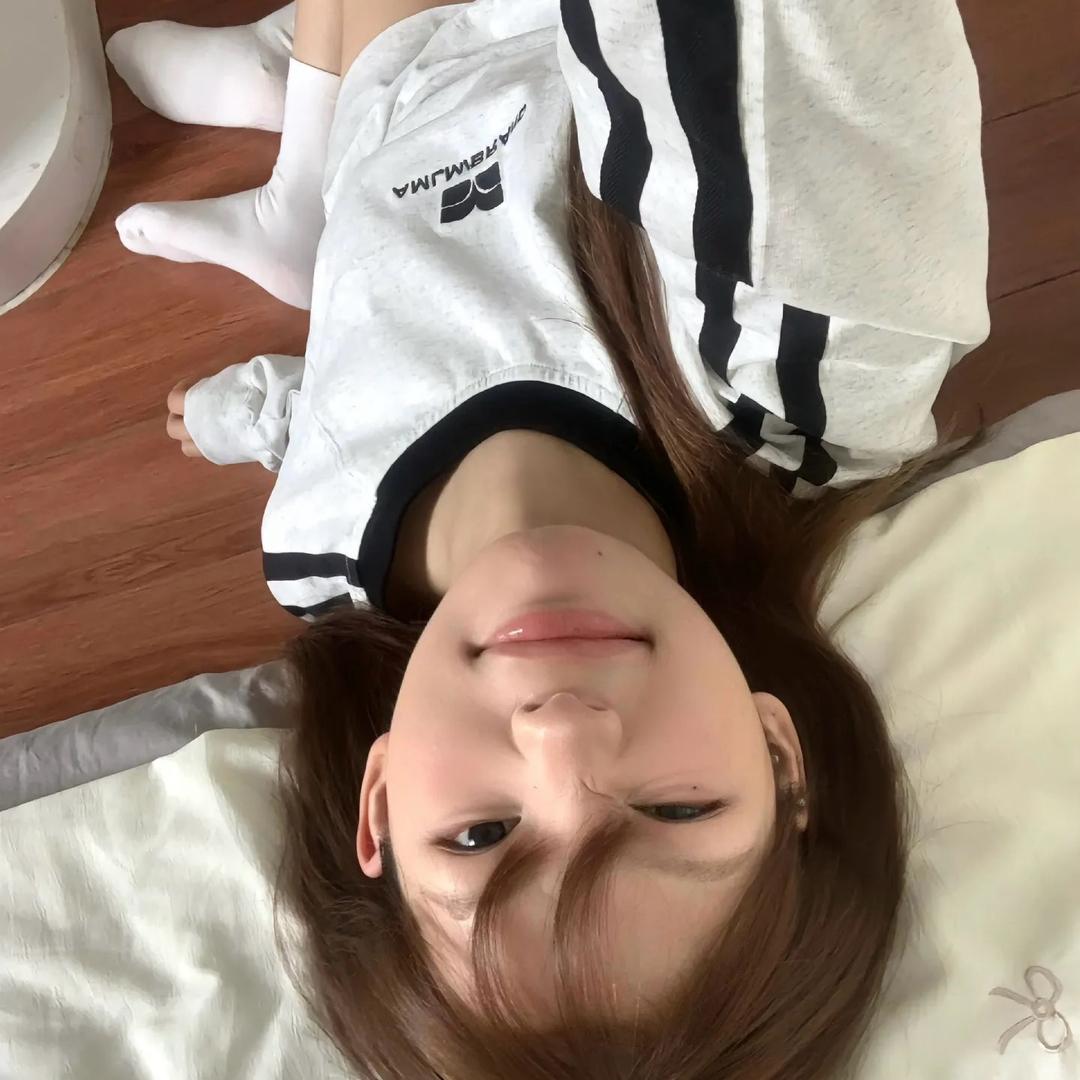 开心的蛋挞^