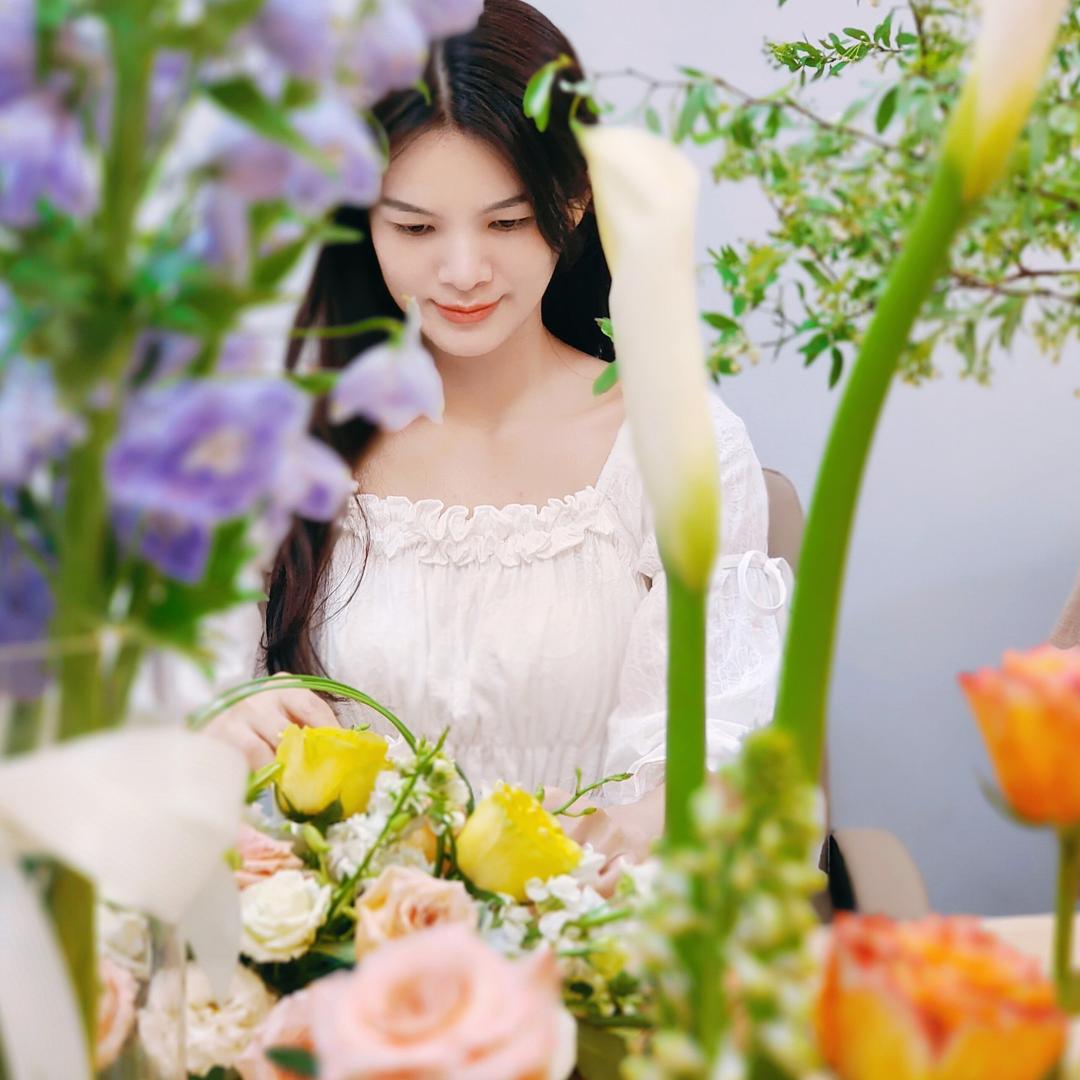 花艺冰冰