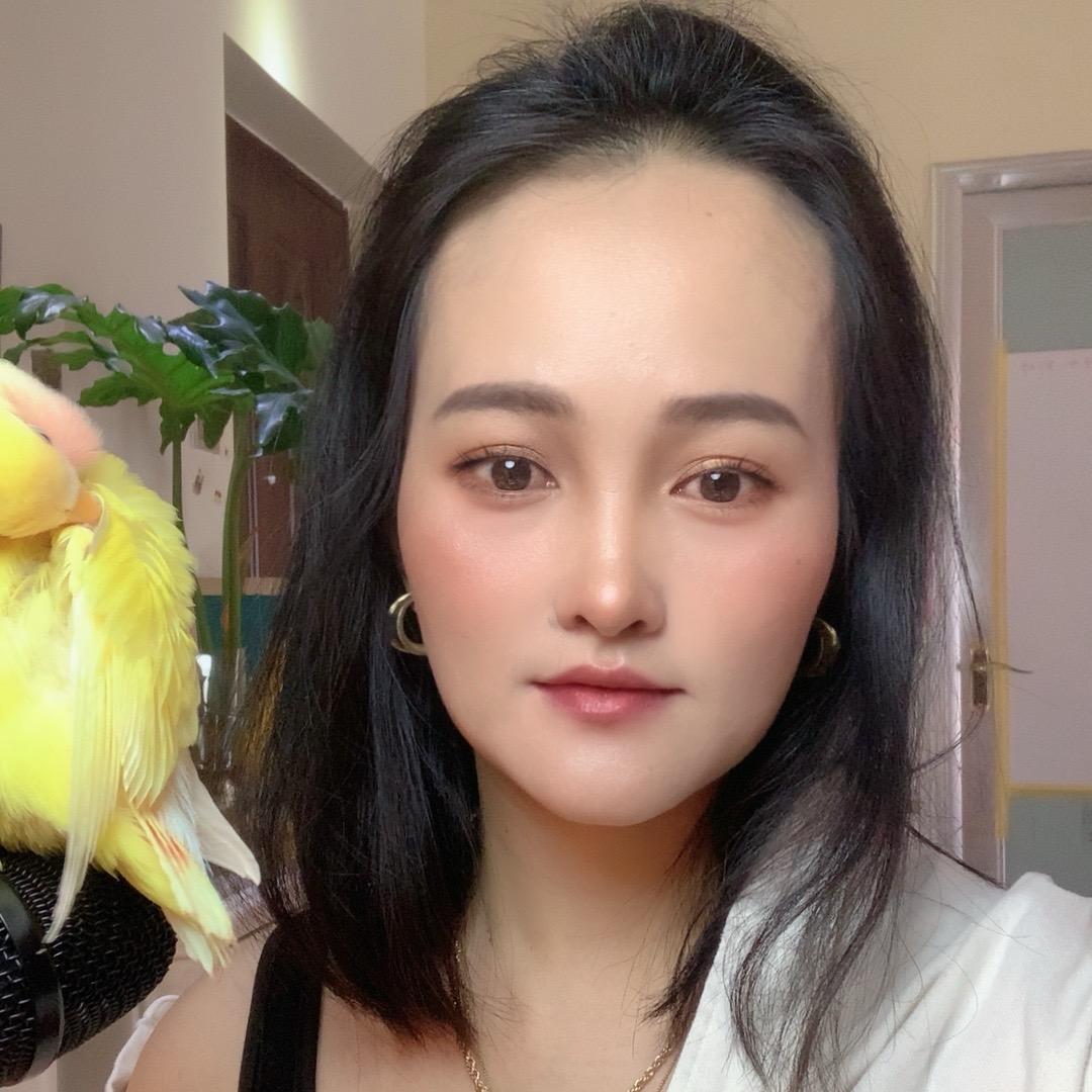 小柒柒