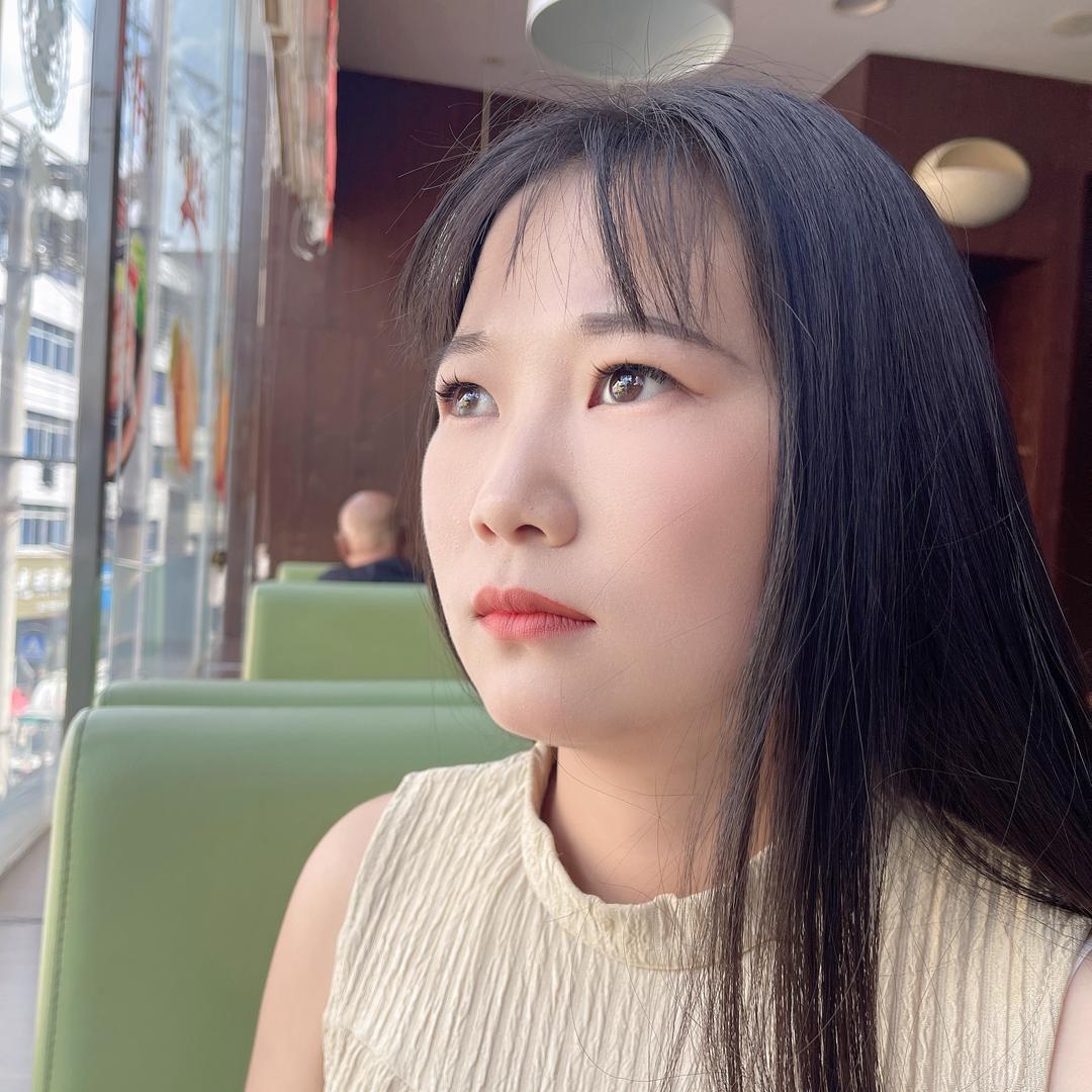 杨莉莉