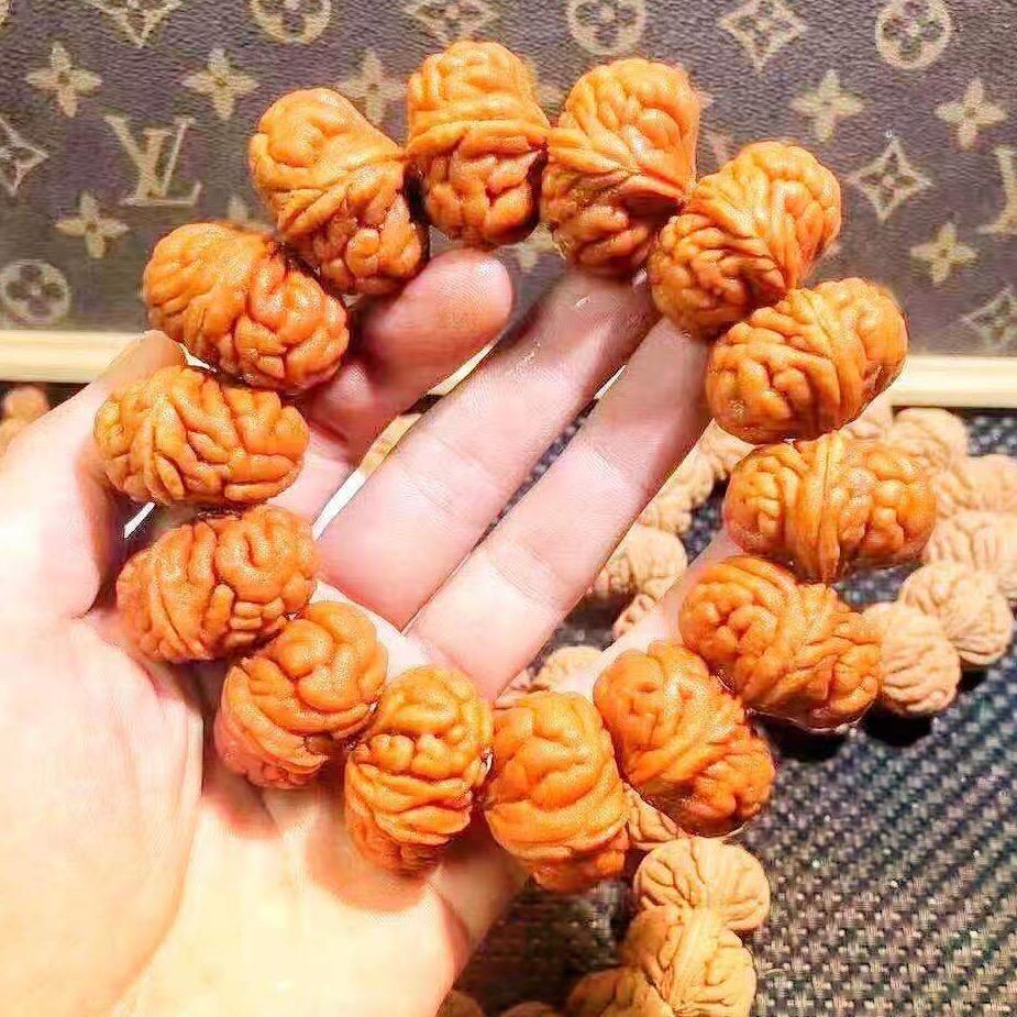 福缘阁龙纹桃核