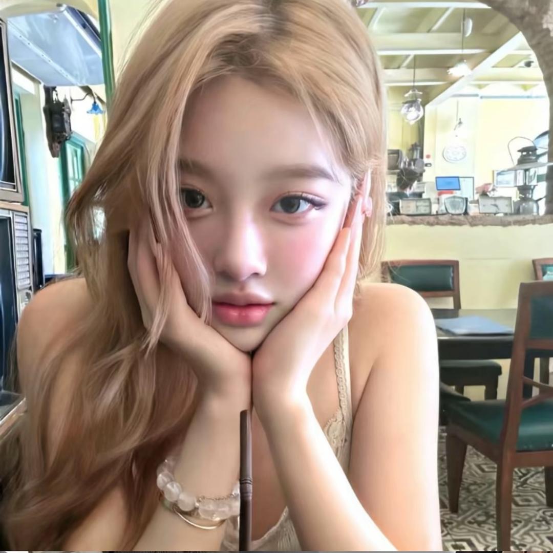 女二