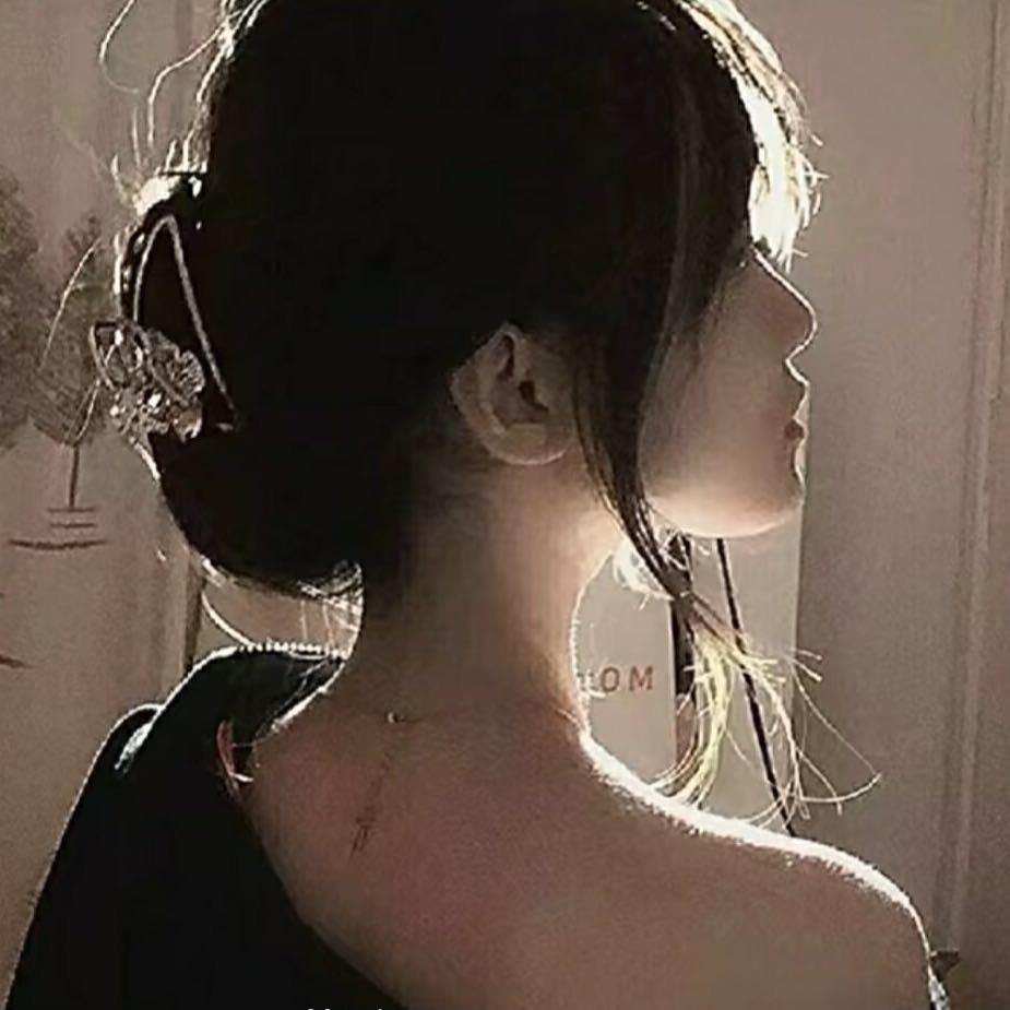 燕.