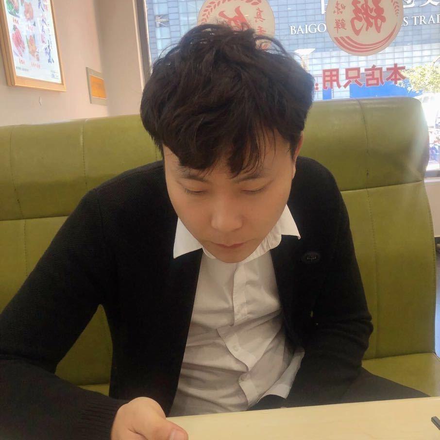 A。張 🔥楠🇨🇳