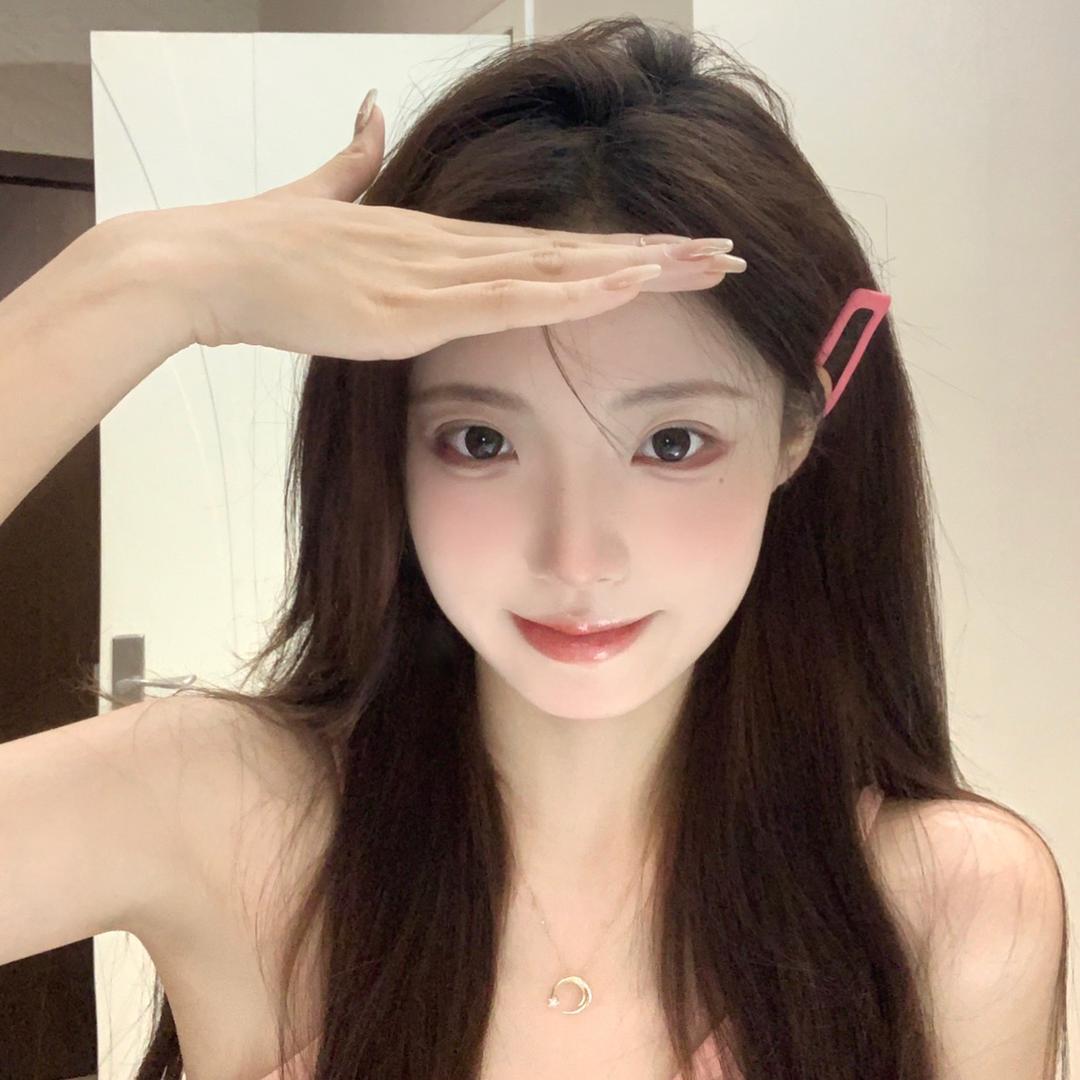 lzh🌸（黑发版）