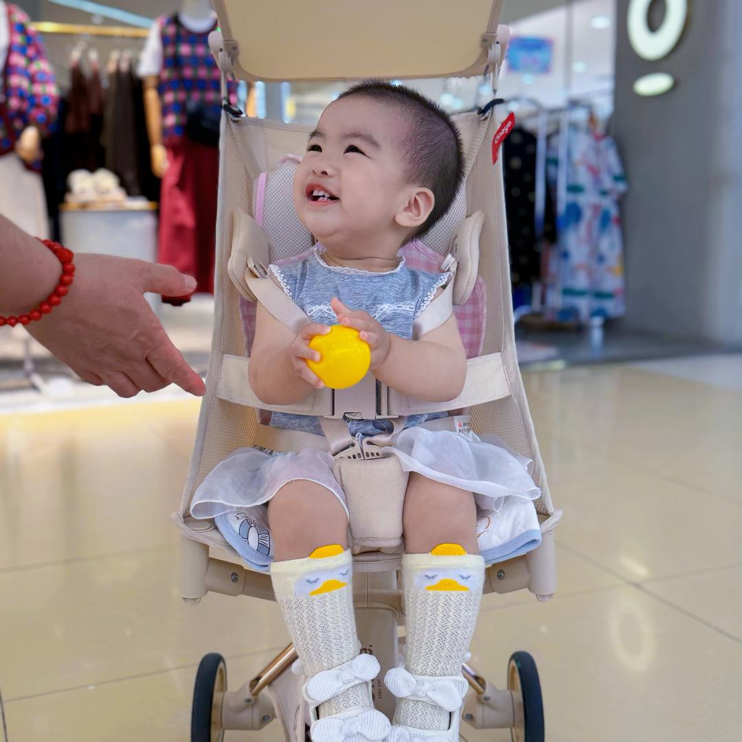 Little Black教练