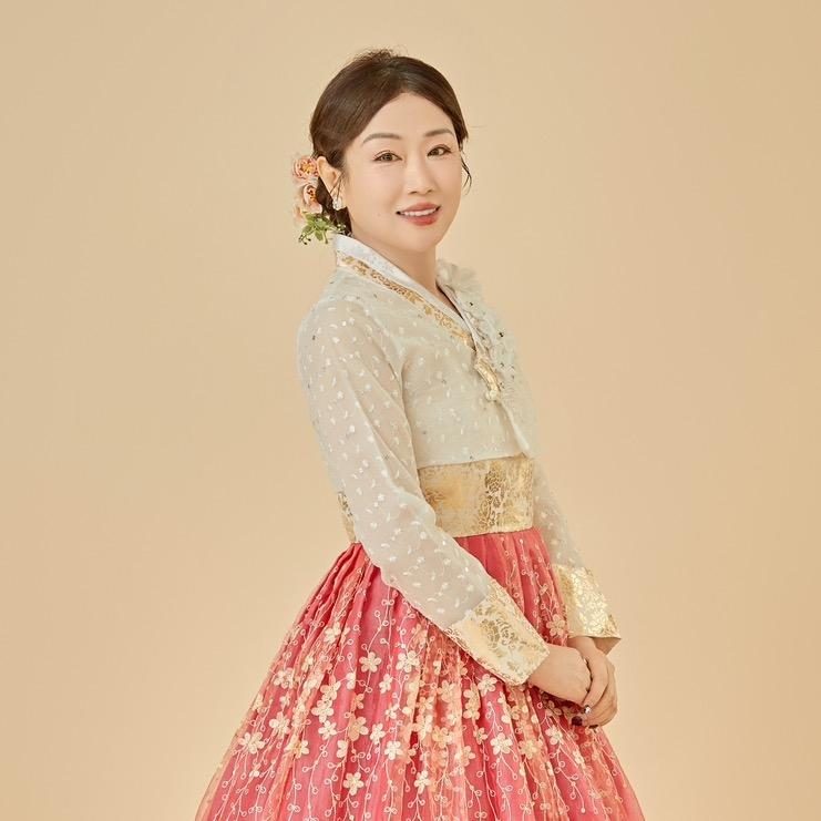 恩妮服饰