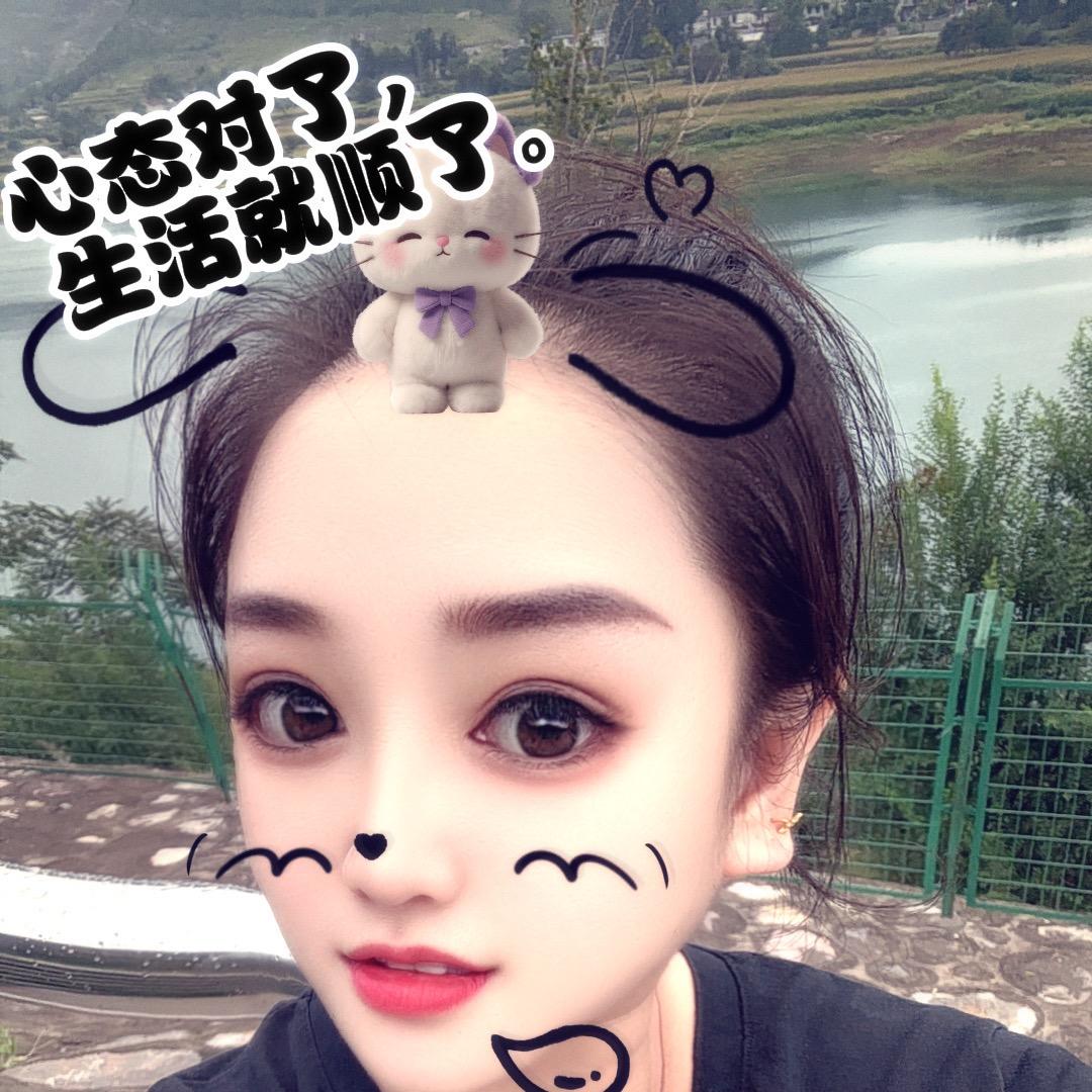 米蘭站song漂亮女装（真鱿味麻辣烫）