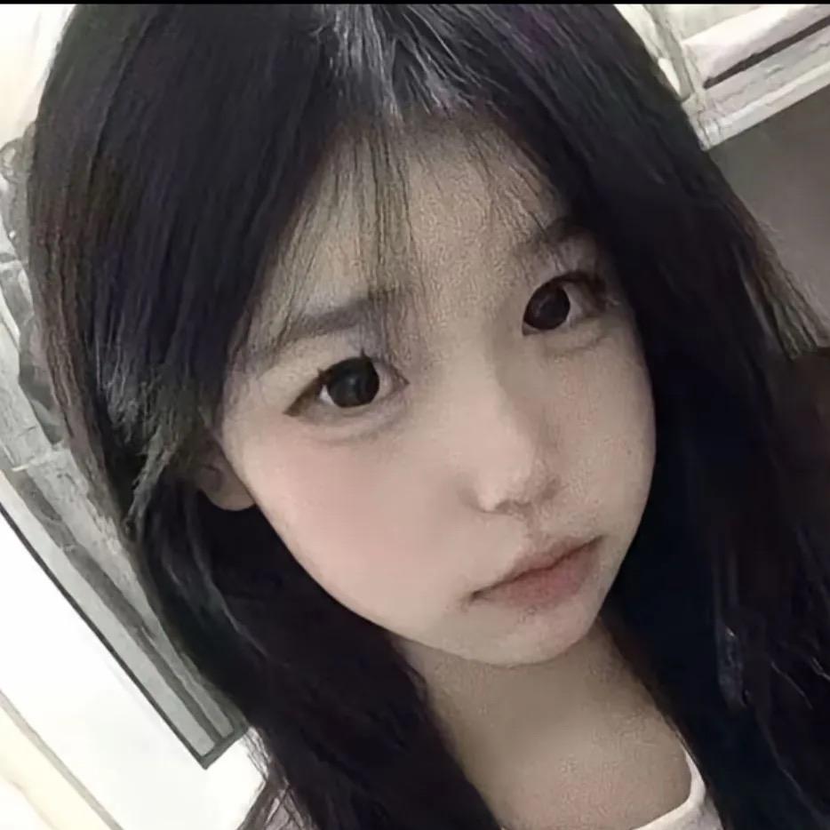 小艾吖🥰