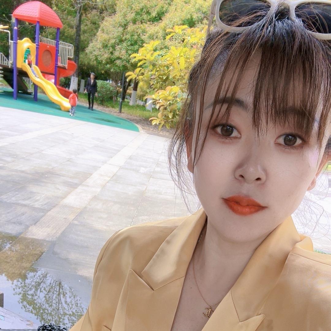 佳佳💋💋