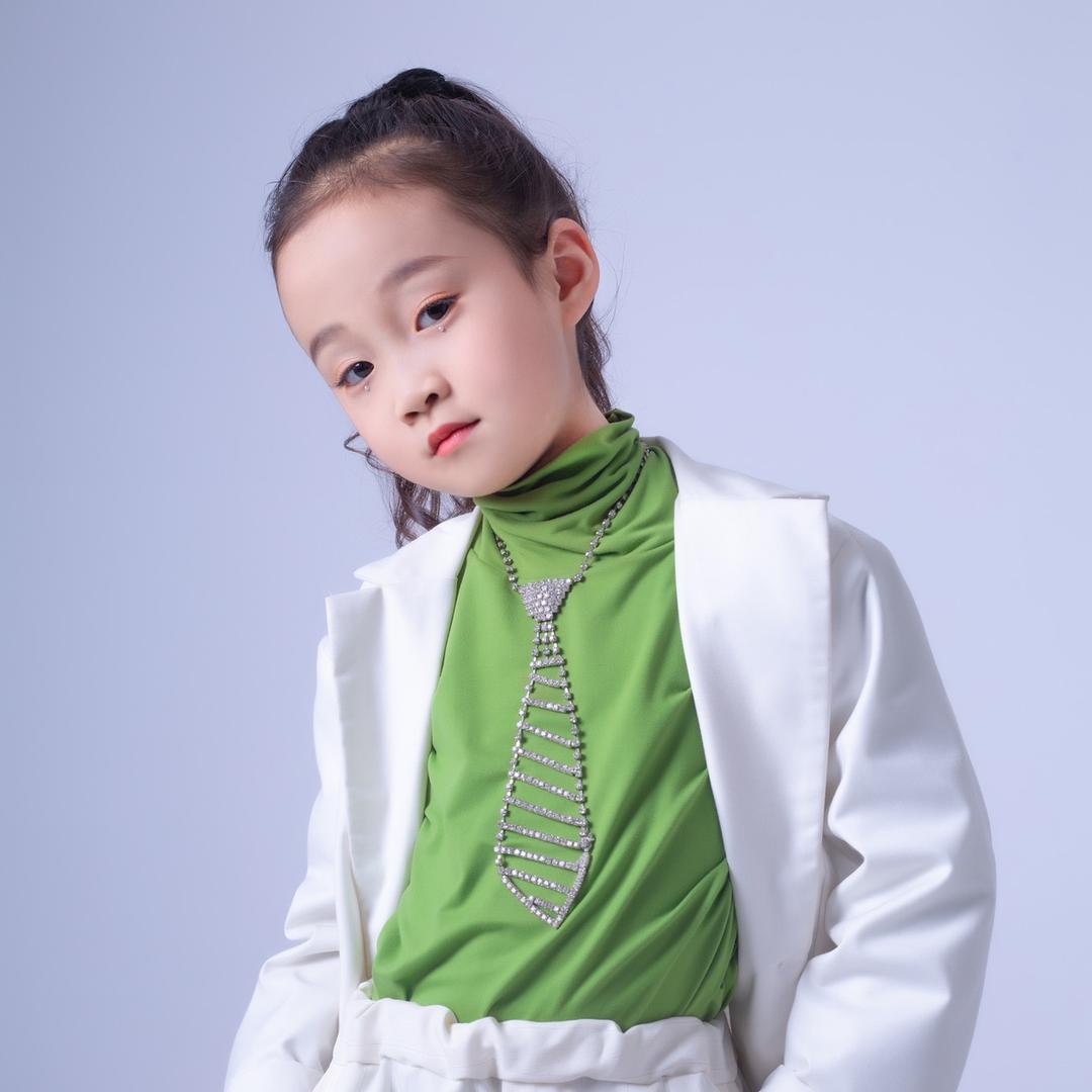 面妹《孔佳奇》