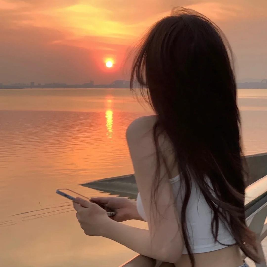 甜美女孩的穿搭