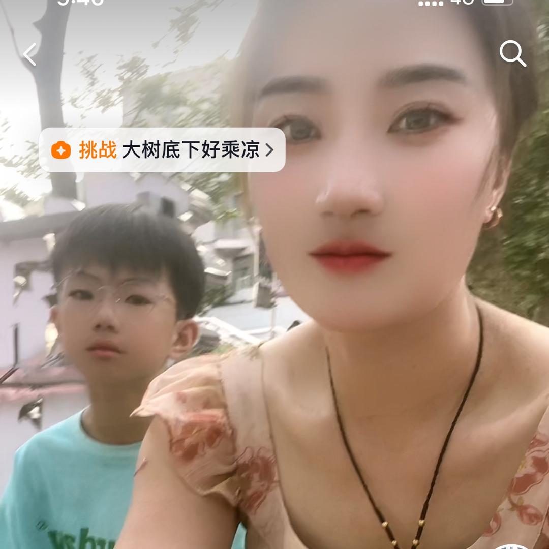朱珠，（独来独往)