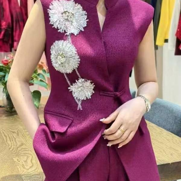 银基商贸城沛晟女装店