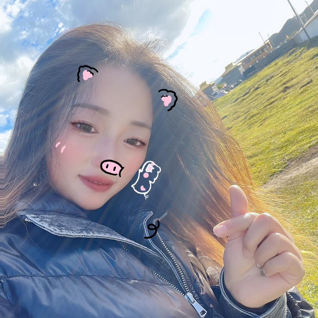 七💅月