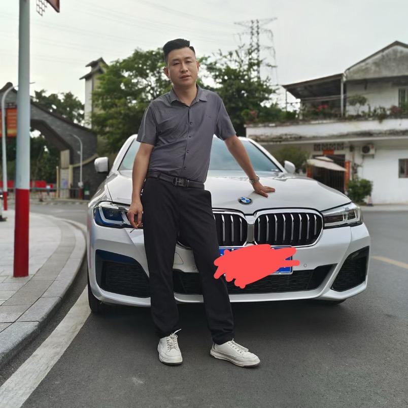 老重庆烤活鱼  刚哥