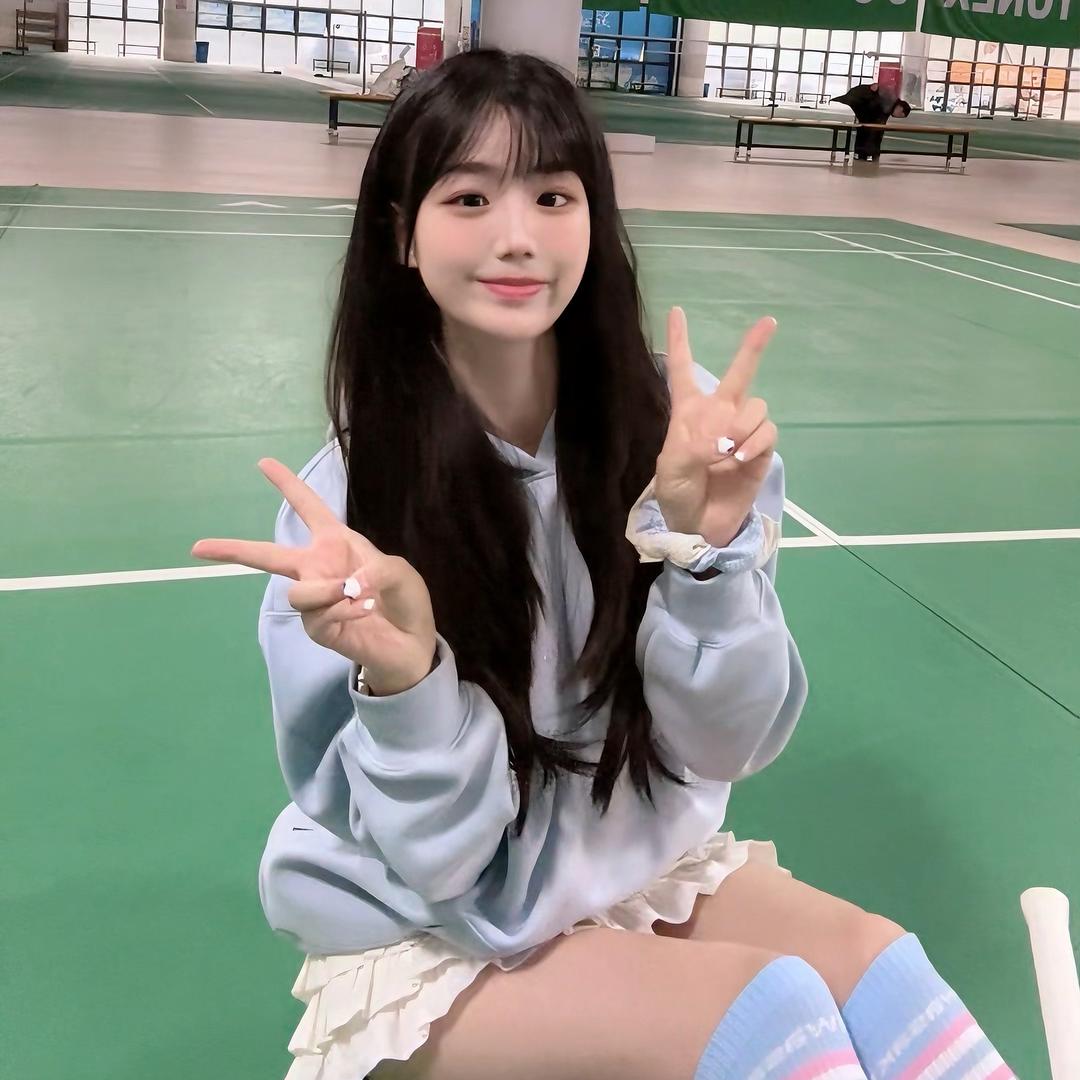 楚楚🏸️