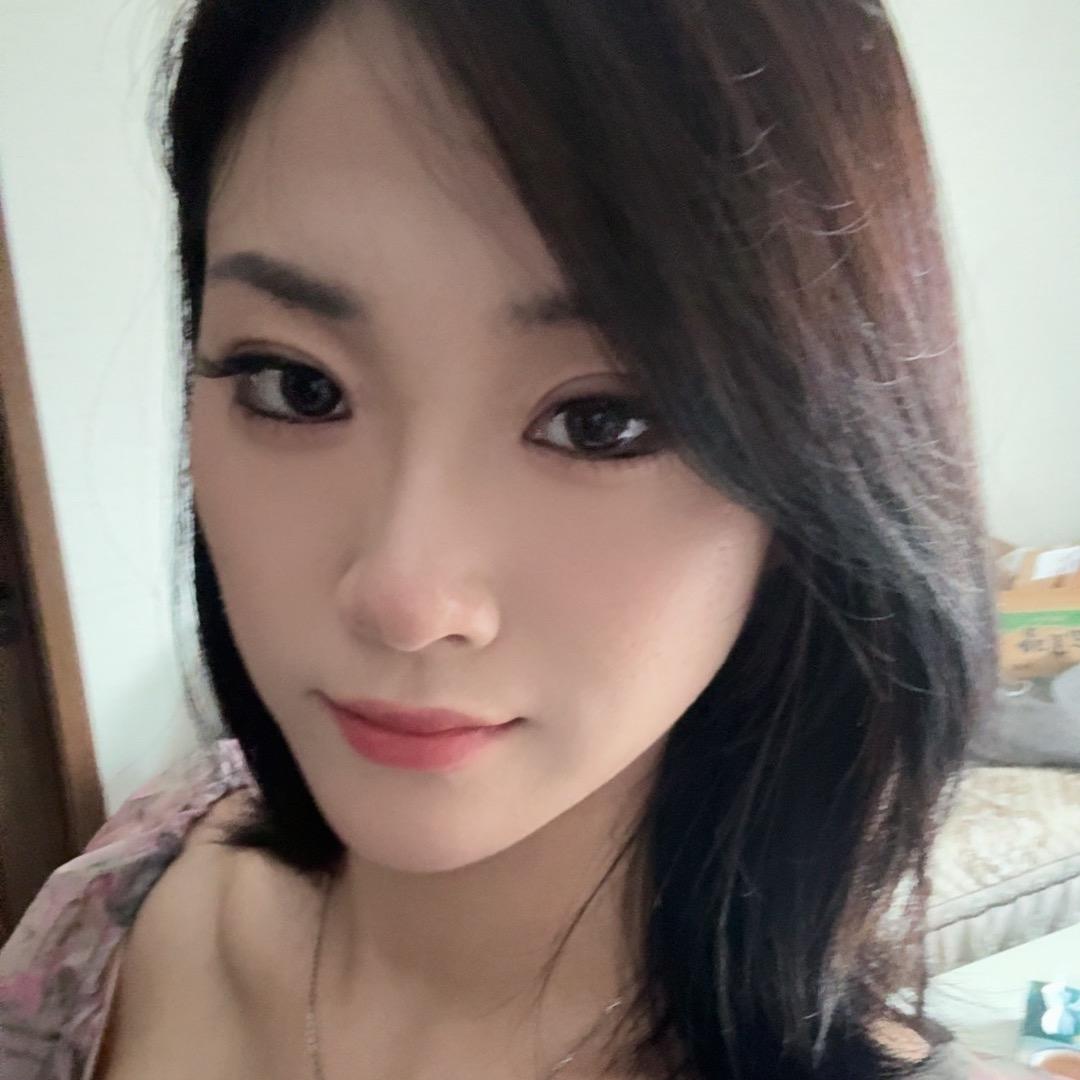 吃四十块钱麻辣烫的猪妞