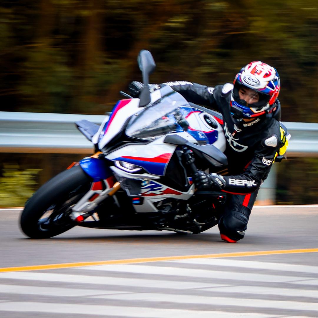 洋洋(机车租赁)