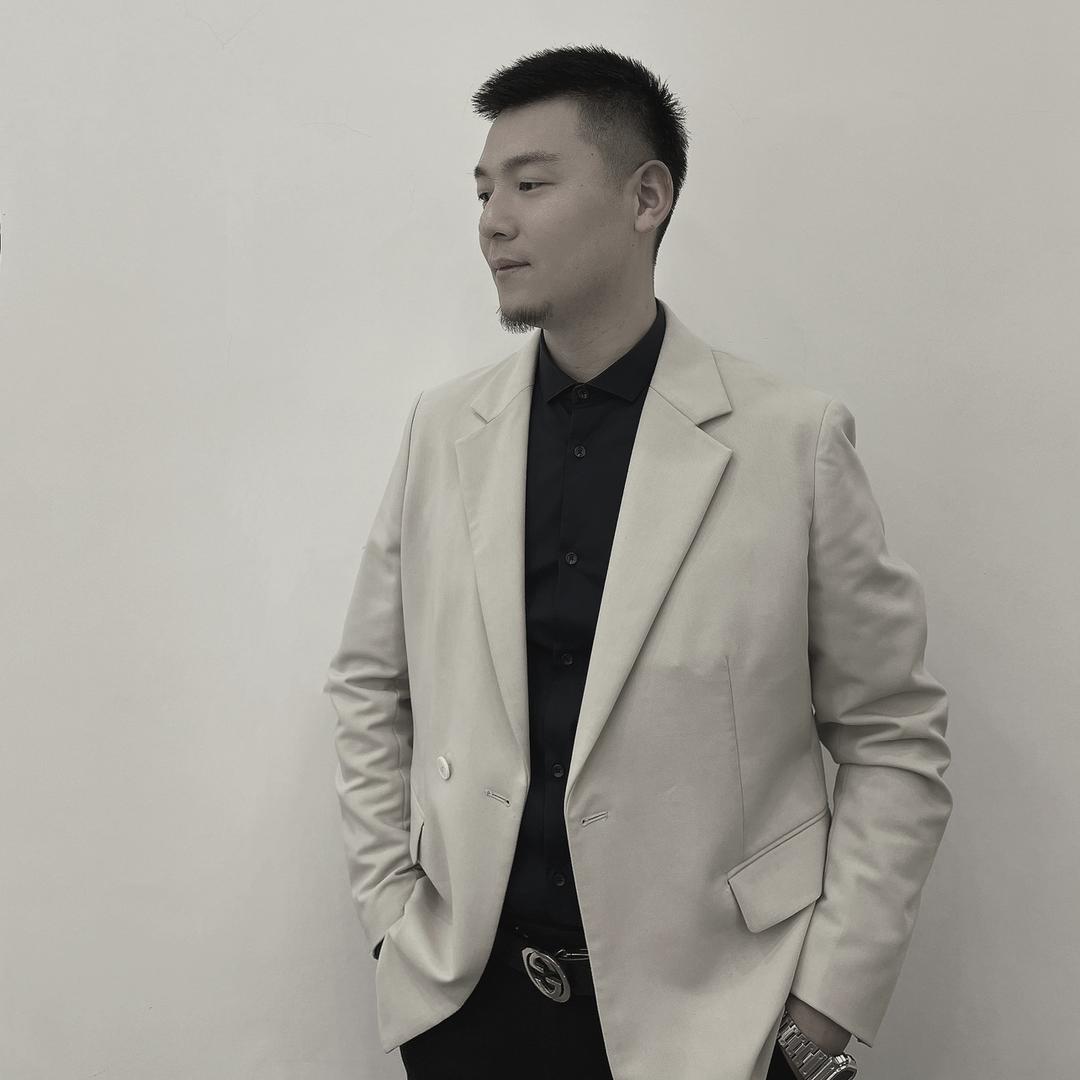 扬州烫染接发崔老师