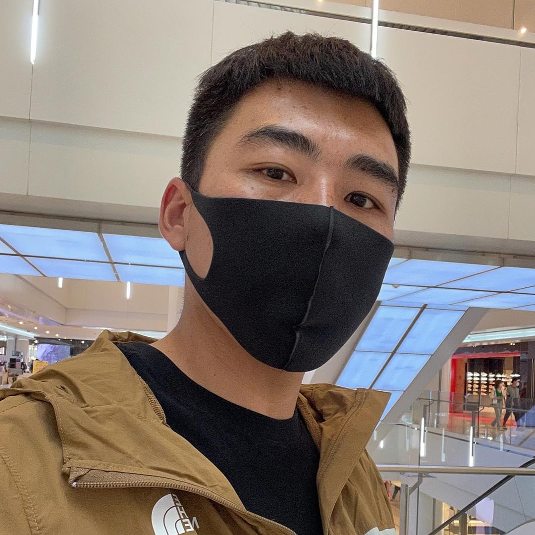 HANDSOME519