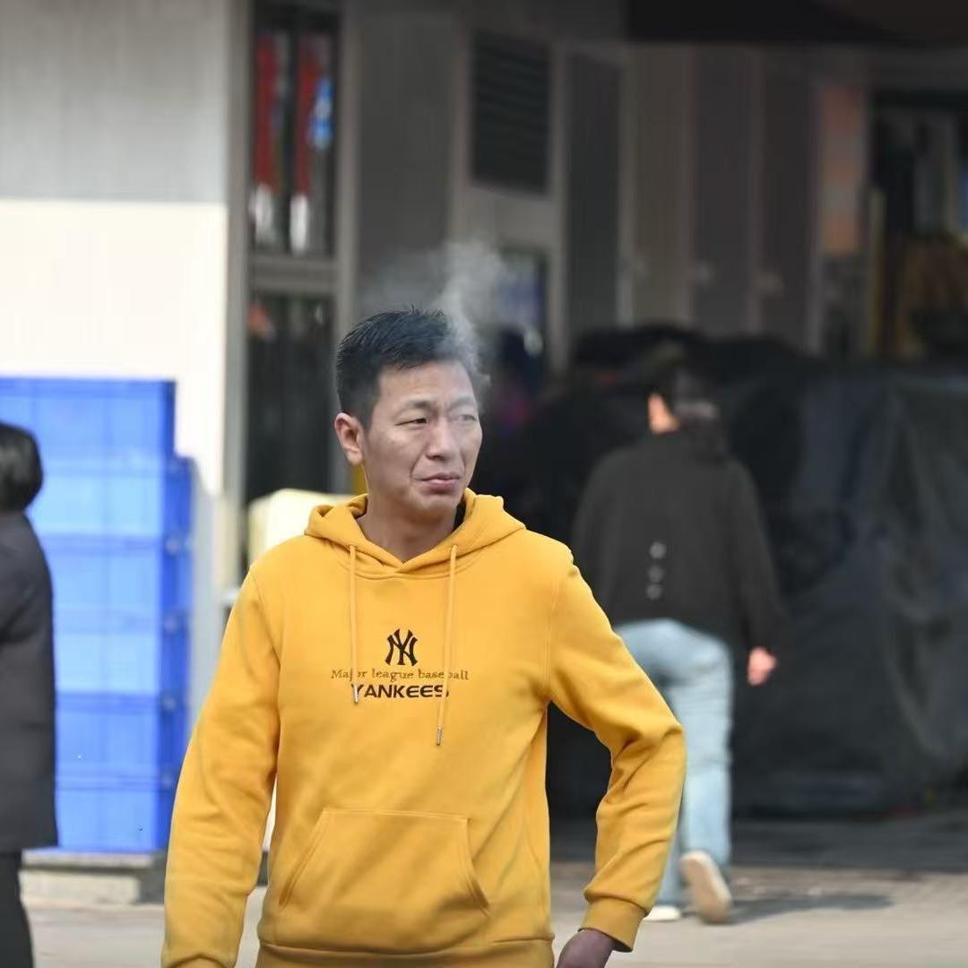草帽哥