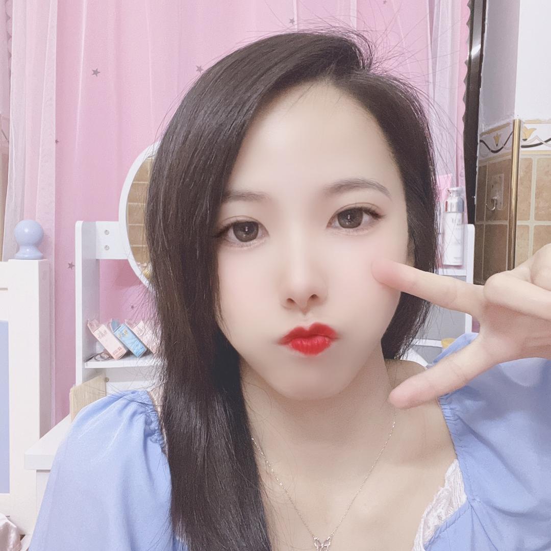 莹莹🥰
