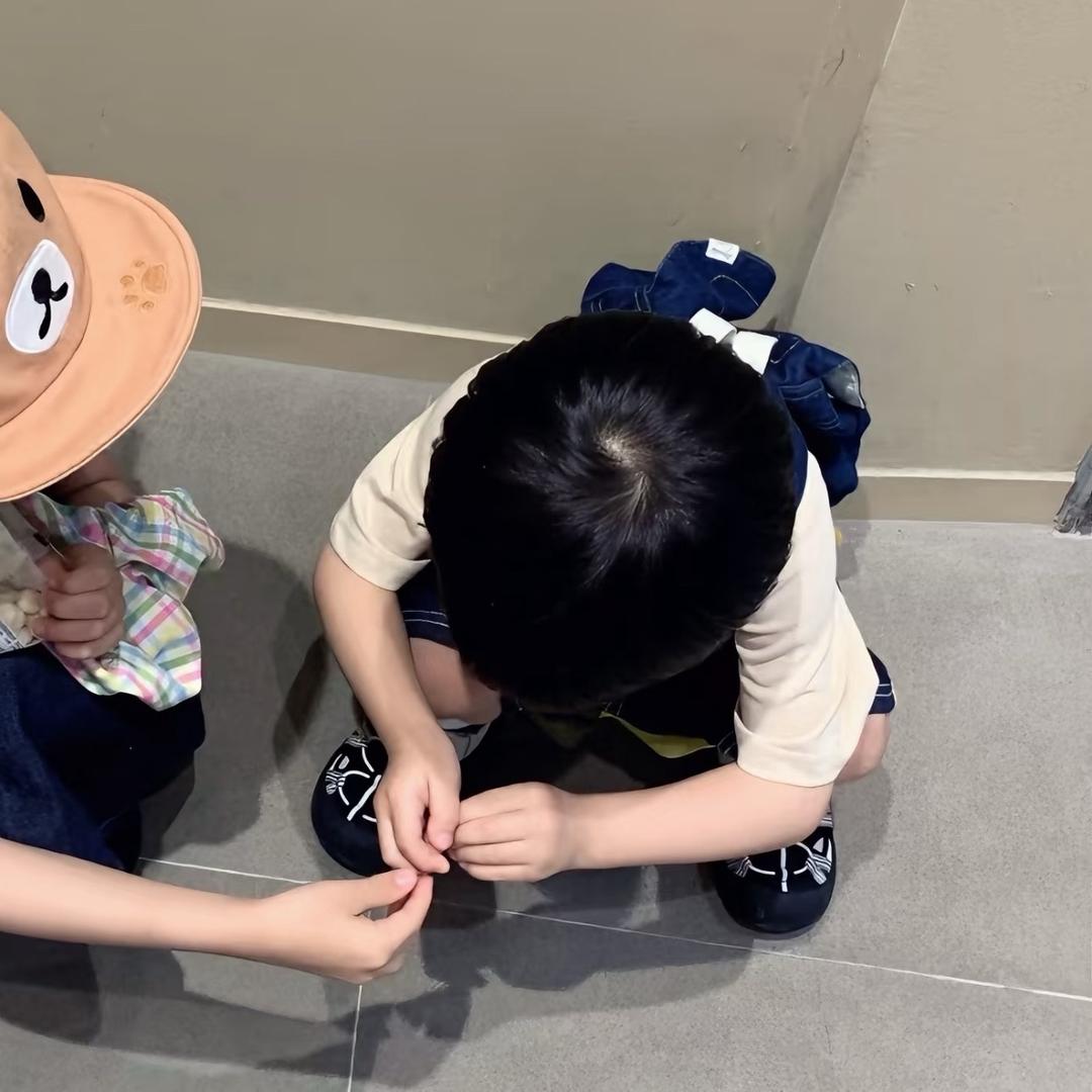 忆新.