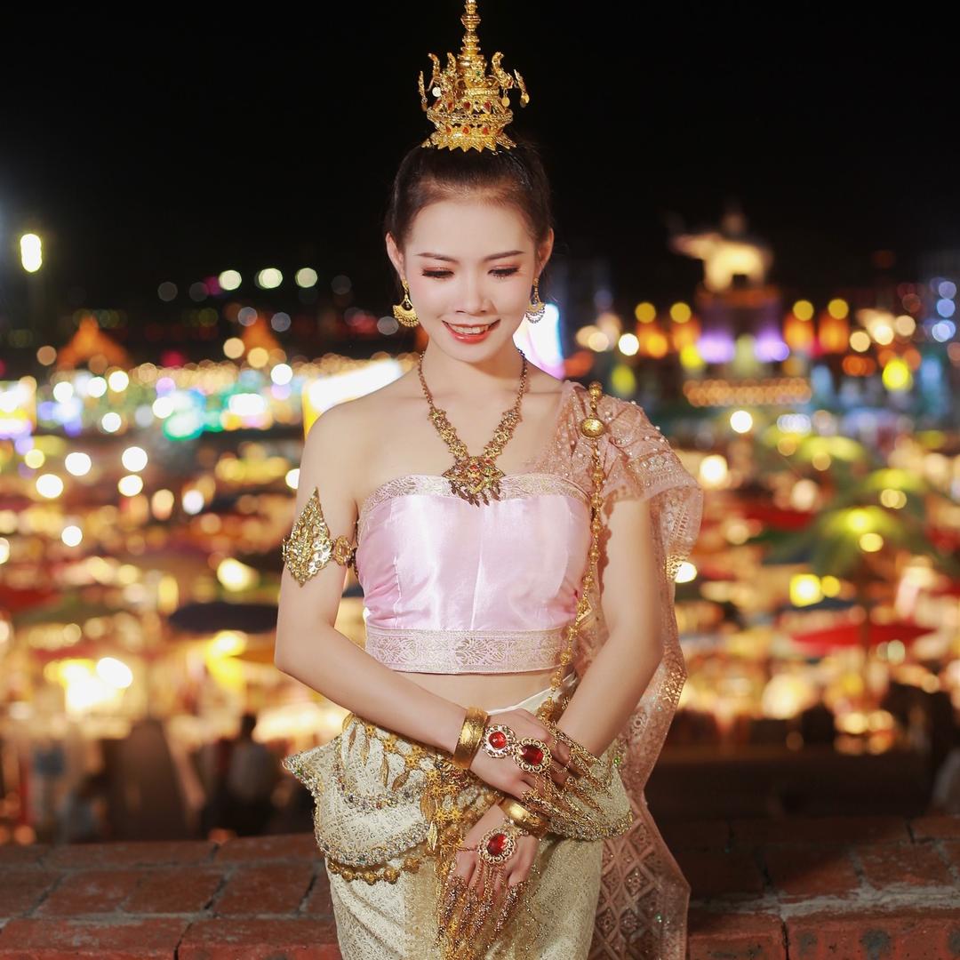 不一样的傣妹💃