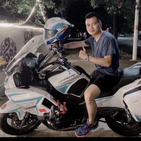 小黑大叔