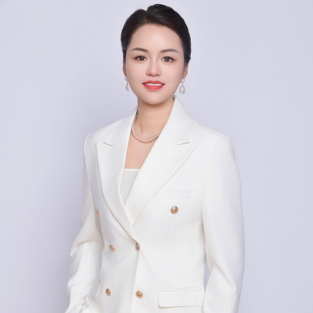 奥朵服饰陈诗雅