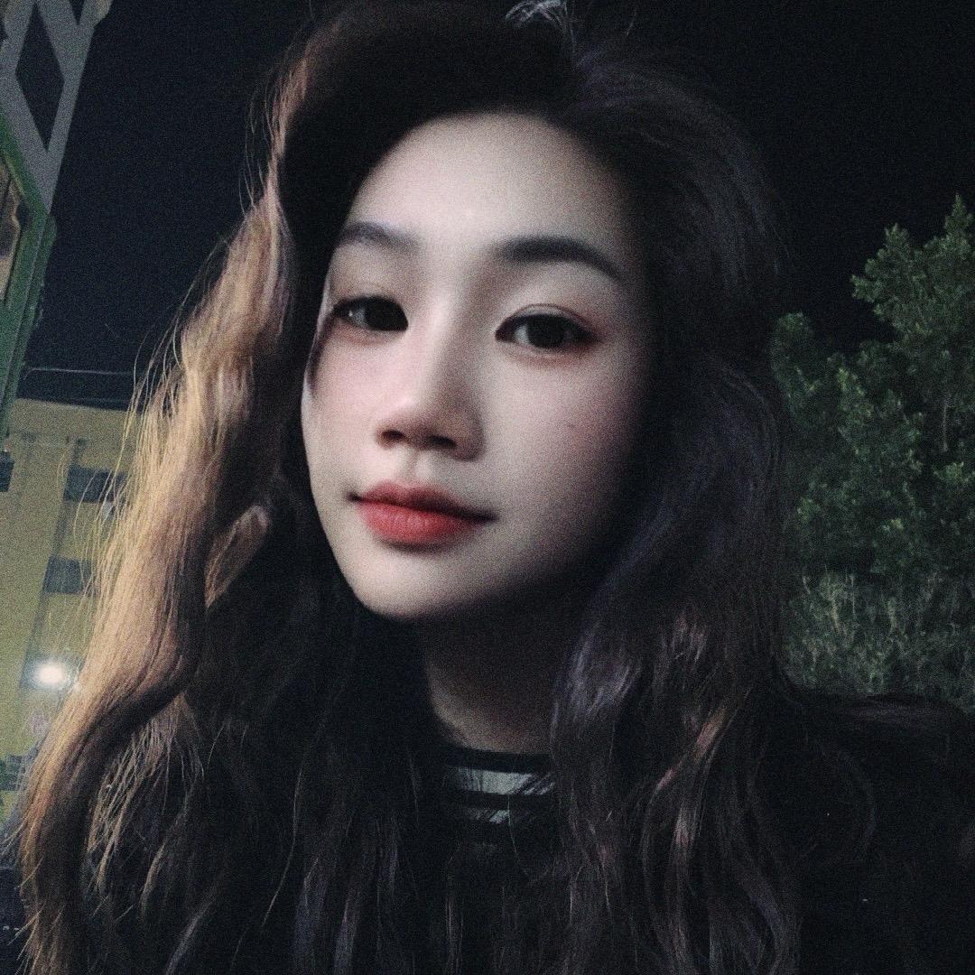 A、燕子