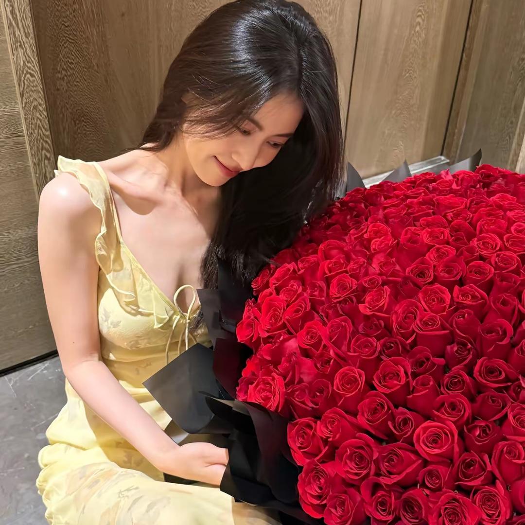 王天天的美少女妈妈👩