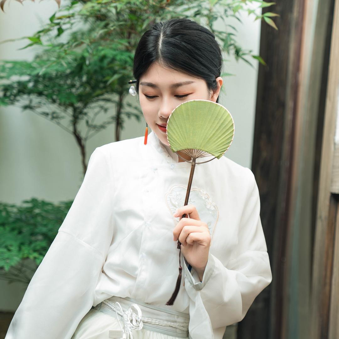 洢茶