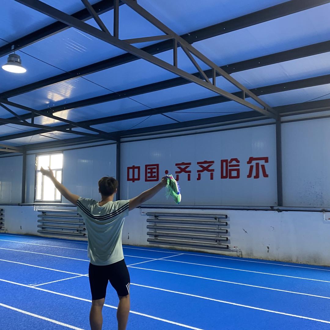 小刚台球器材卢宏轩