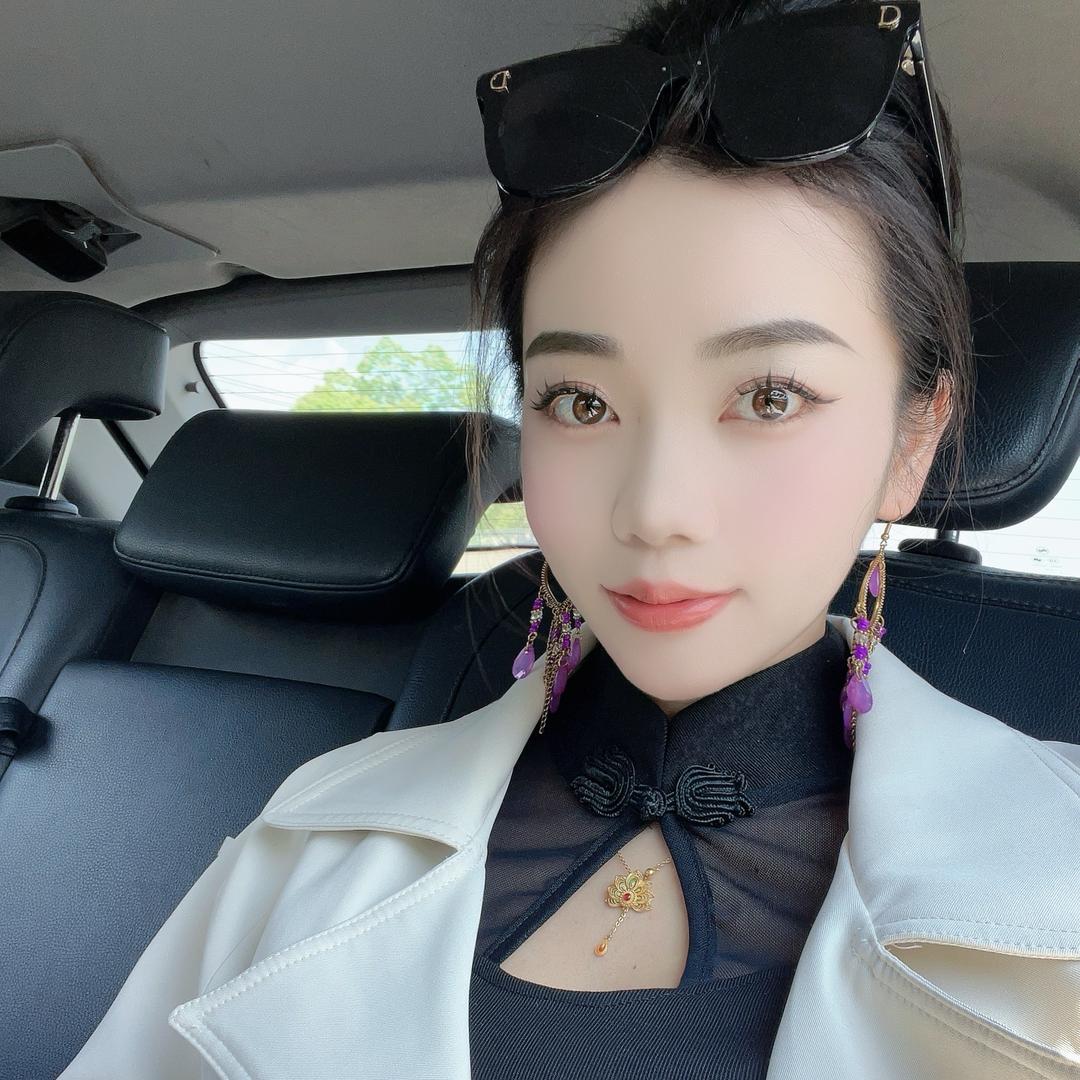 是李七七宝贝呀