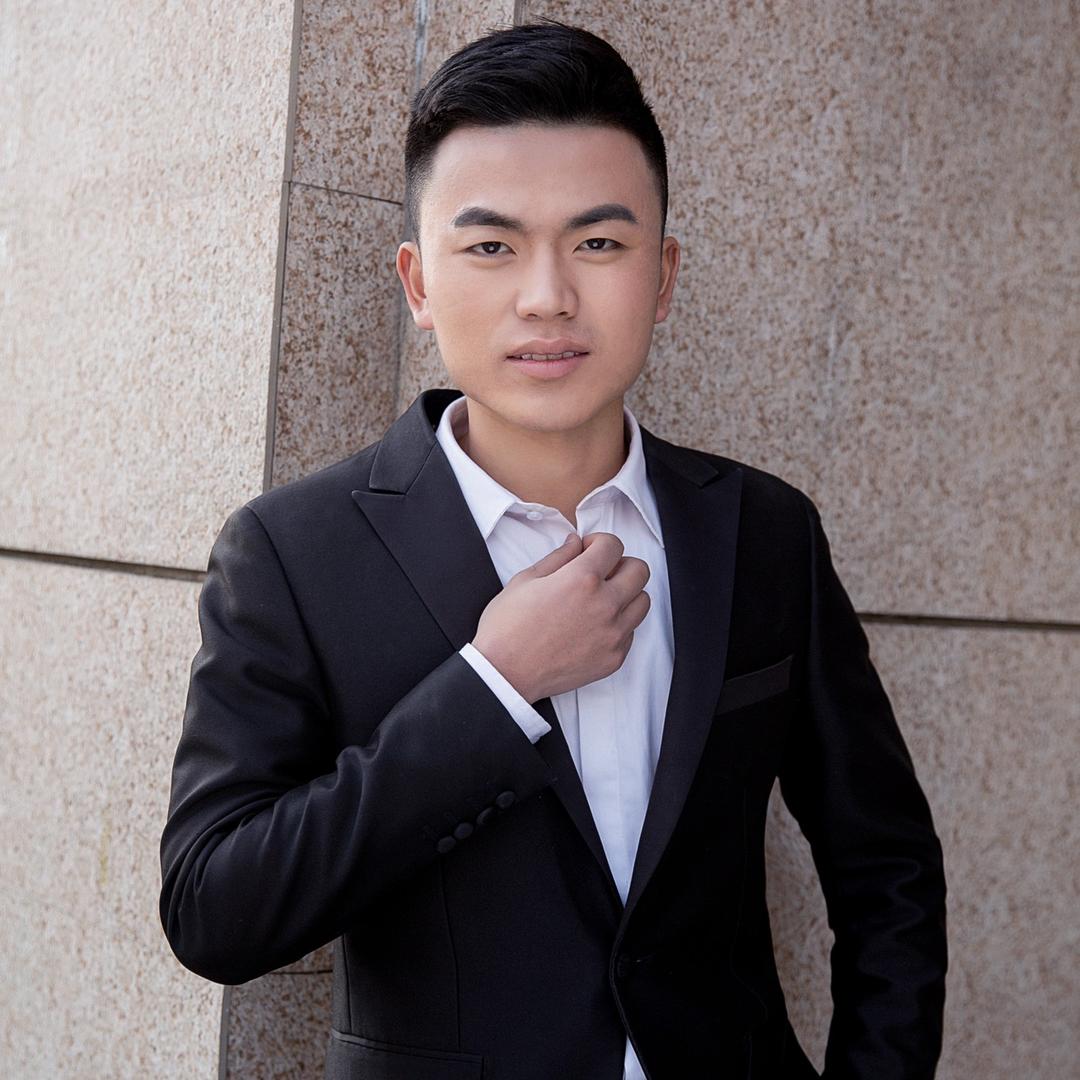 贴膜的道俊在合肥