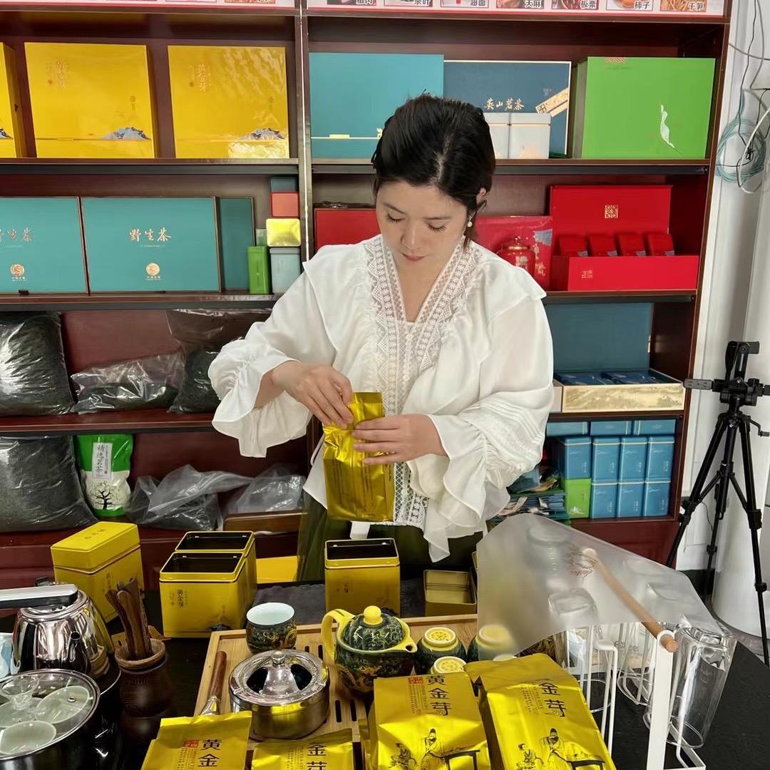 十一嘛嘛👨‍👩‍👧‍👦【方鲜生】