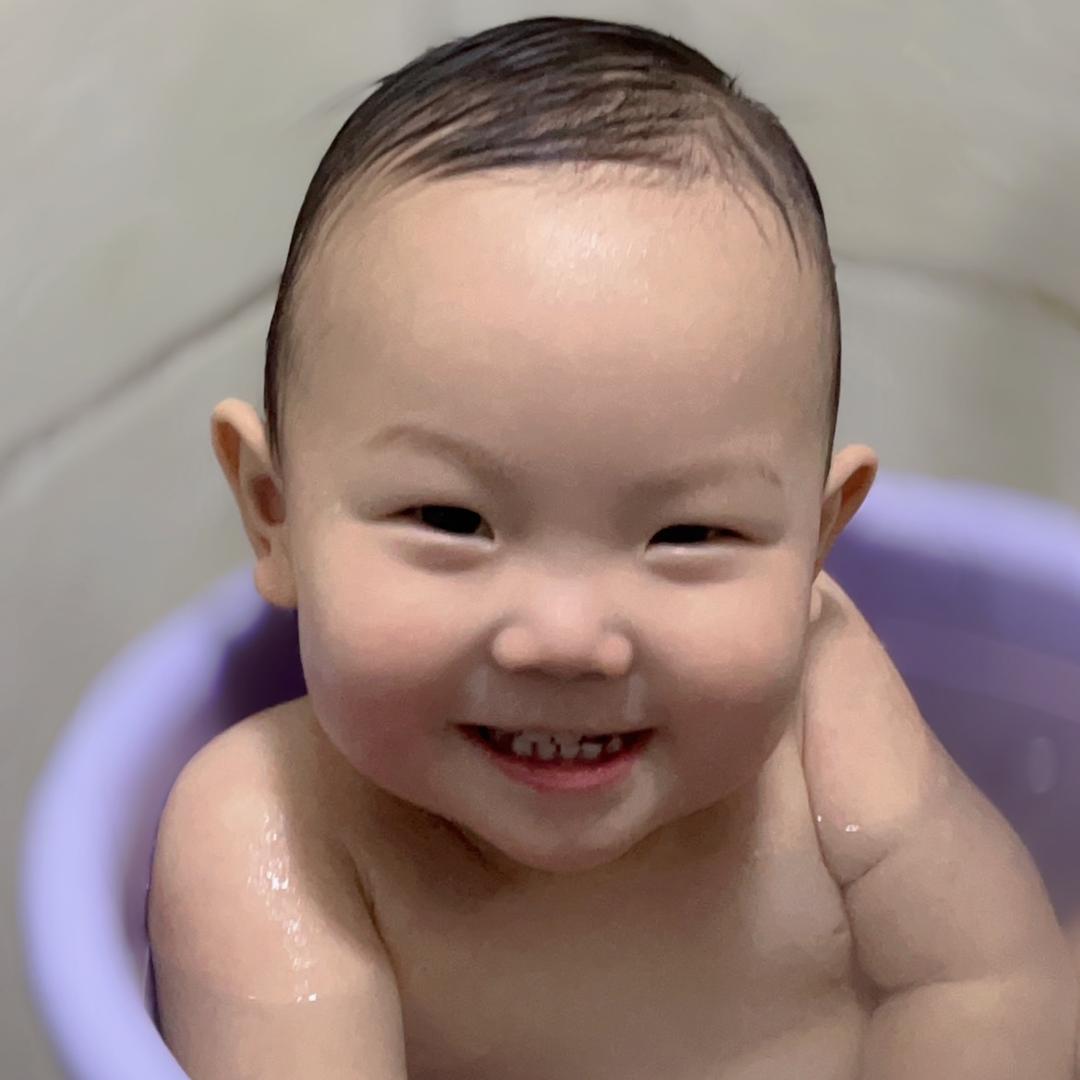 伊乌鱼小鱼仔